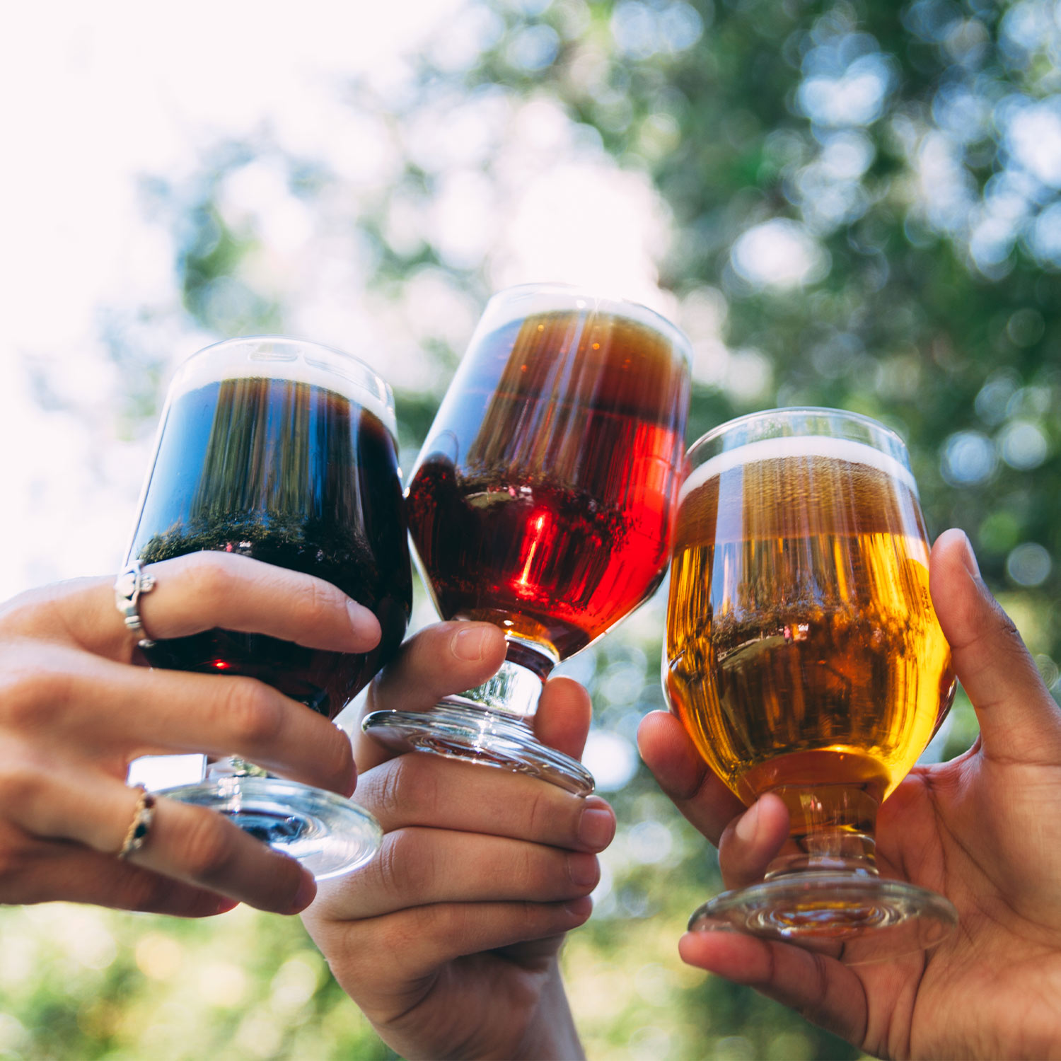 different styles of beer cheersing