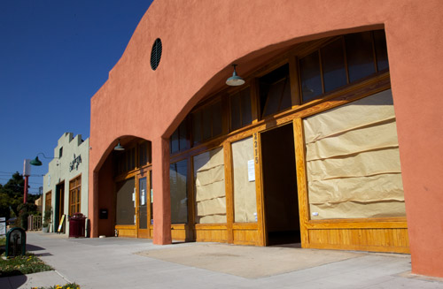04 - Store Front south park storefront