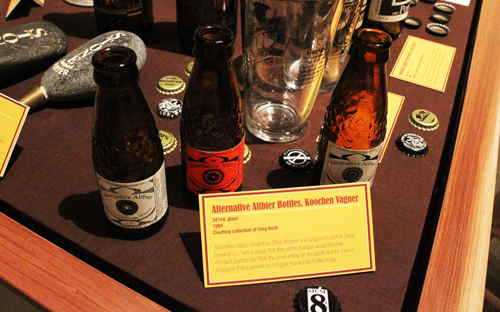 Alternative Altbier, Koochen Vagner bottles