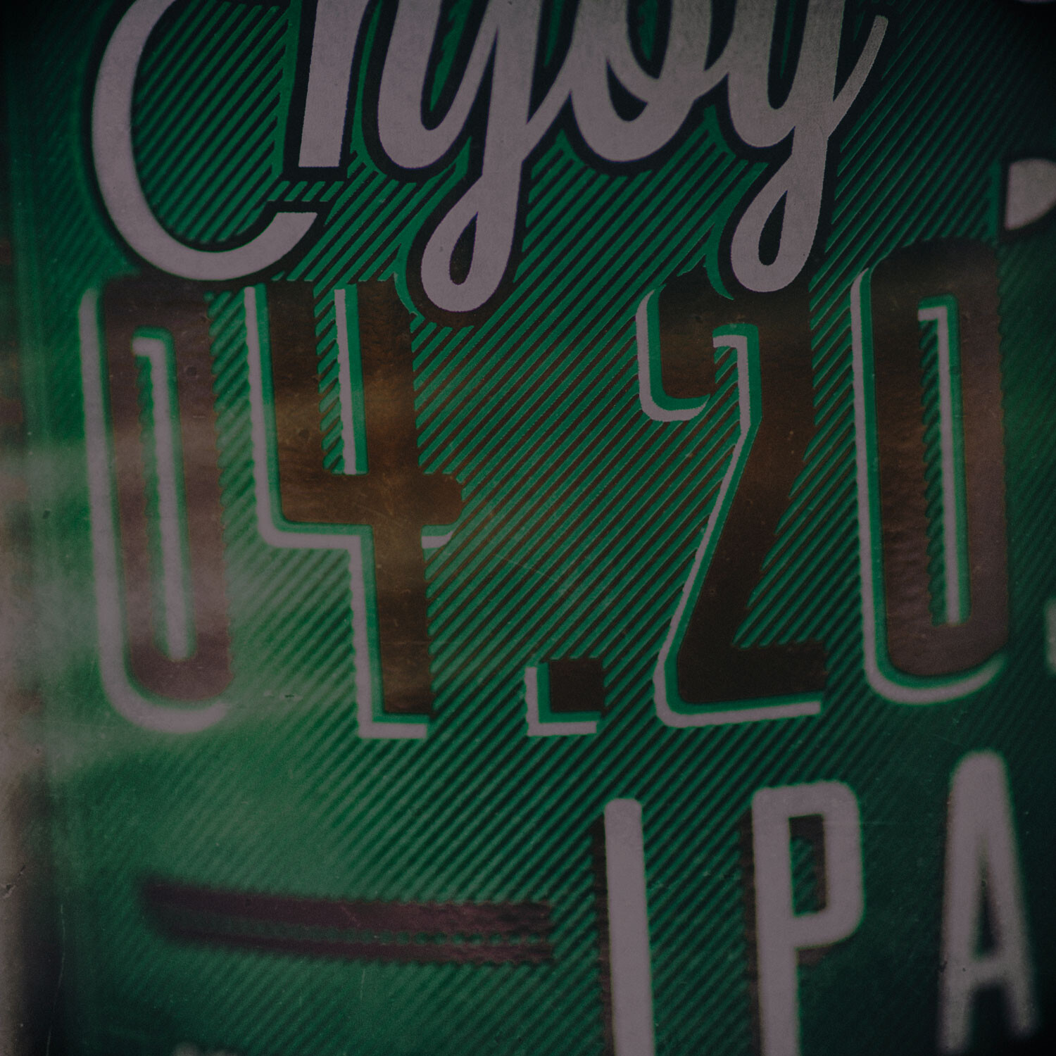 Stone Enjoy By 04.20.16 IPA close-up