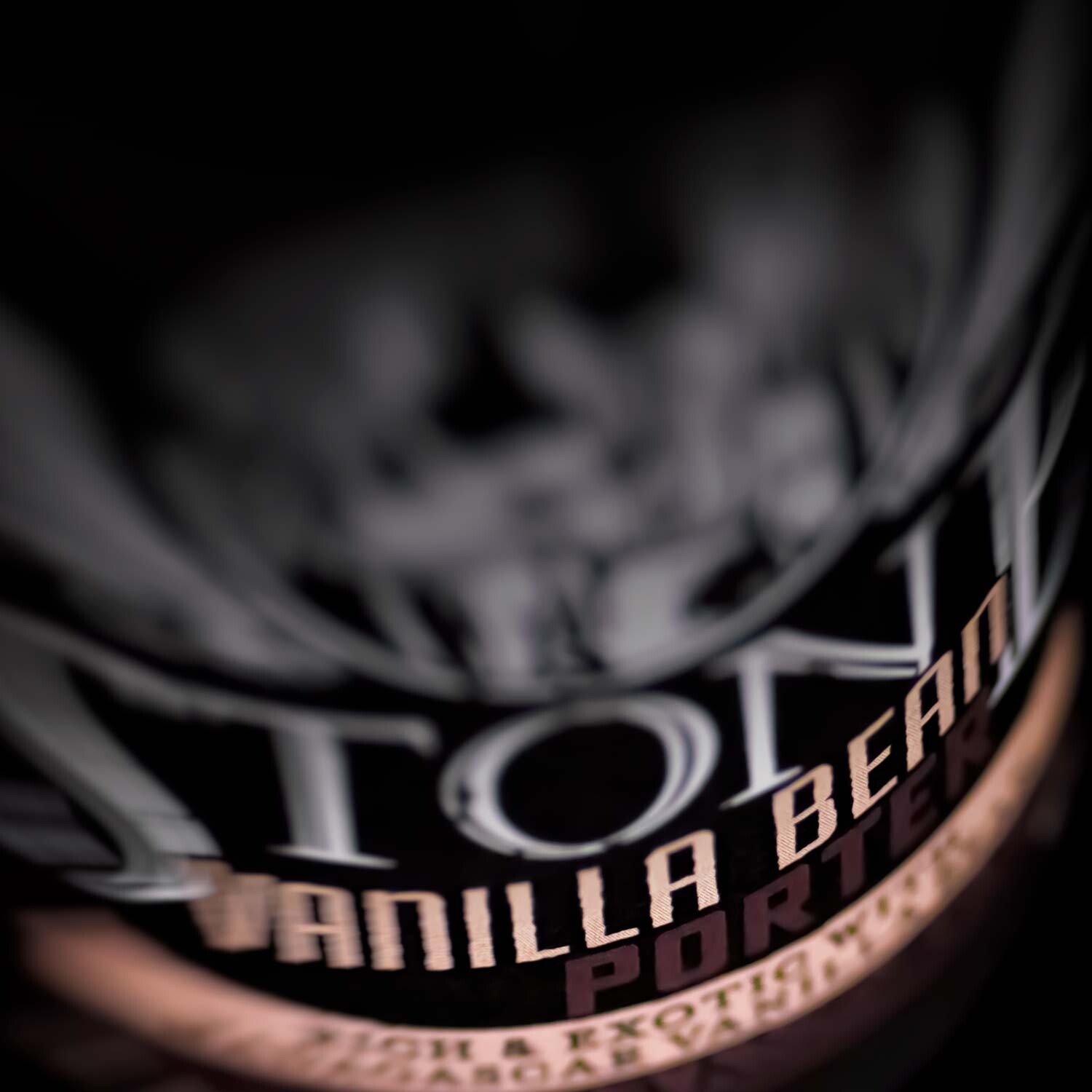 Stone Vanilla Bean Porter close-up