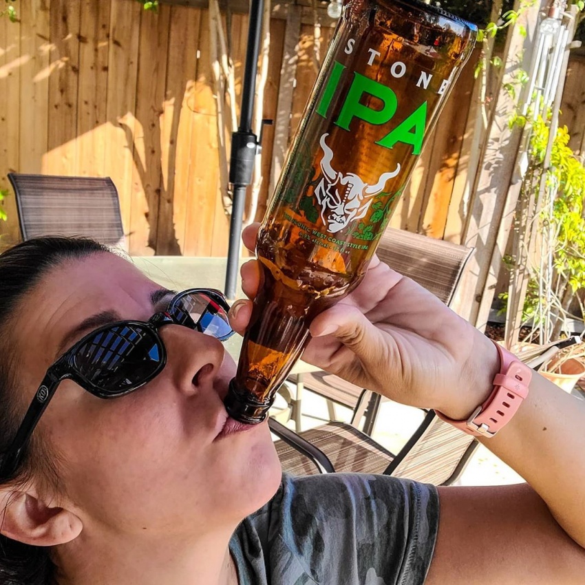 woman drinking beer